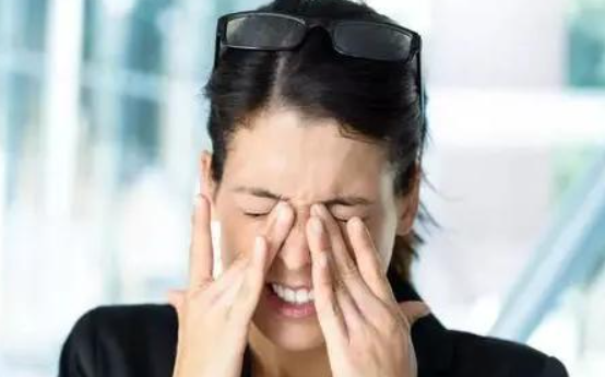 干眼癥能不能做近視手術?沃瑞科普